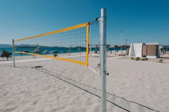 Sportovní vyžití na pláži Rezalište v Brodarici.