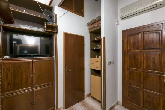 Apartmán Střední Dalmácie - Staniči DA 2607 N2