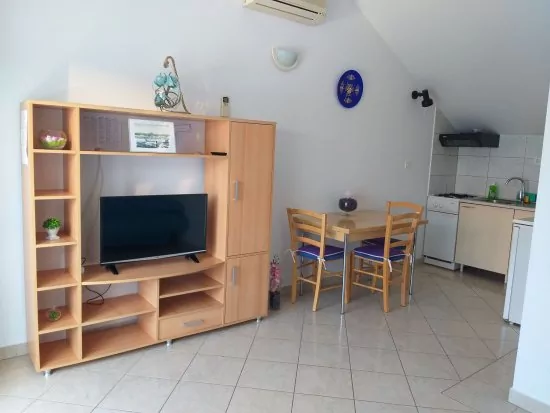 Apartmán Severní Dalmácie - Tribunj (Vodice) DA 4161 N2