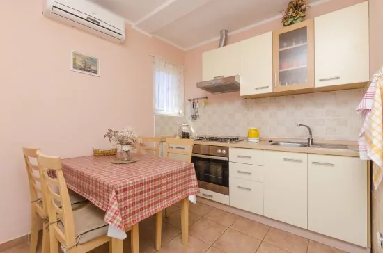 Apartmán Severní Dalmácie - Vodice DA 4165 N1