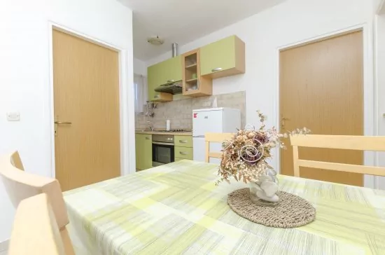 Apartmán Severní Dalmácie - Vodice DA 4165 N2