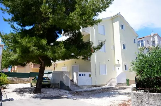 Apartmán Střední Dalmácie - Okrug Gornji DA 3323 N2