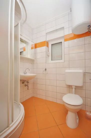 Apartmán Střední Dalmácie - Okrug Gornji DA 3323 N3