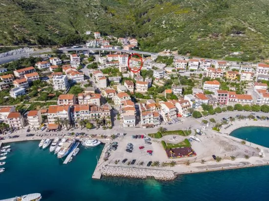 Umístění domu z leteckého pohledu.