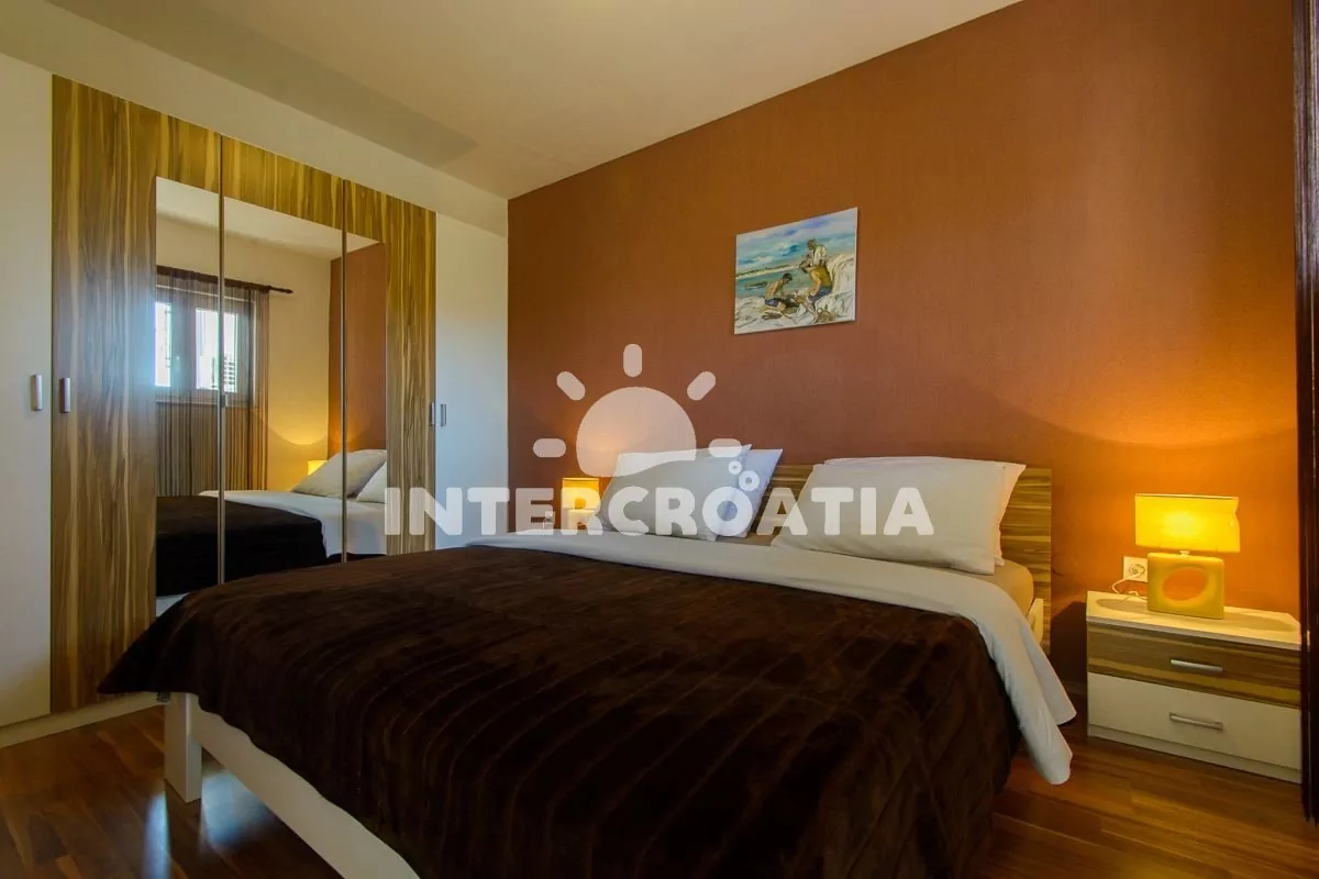 Apartmán Střední Dalmácie - Okrug Gornji DA 3324 N2