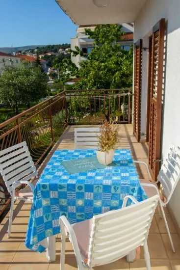 Apartmán Střední Dalmácie - Okrug Gornji DA 3324 N3