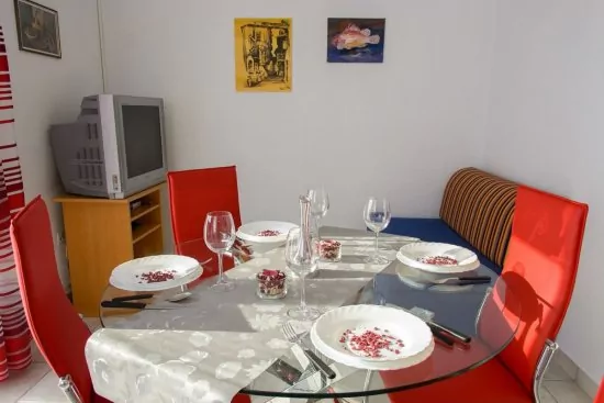 Apartmán Střední Dalmácie - Okrug Gornji DA 3324 N4