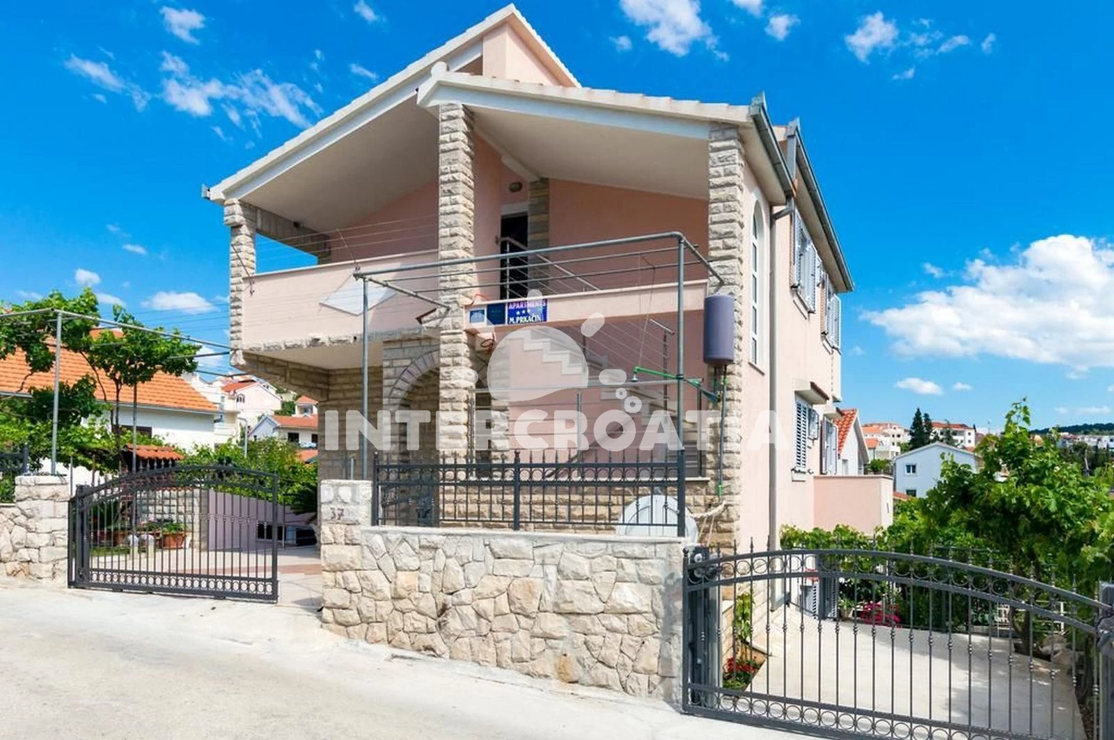 Apartmán Střední Dalmácie - Okrug Gornji DA 3325 N1