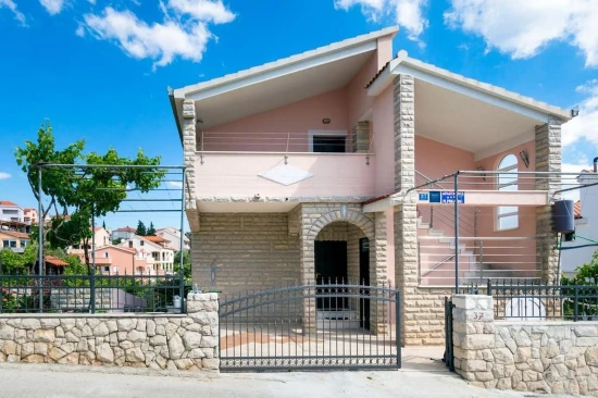 Apartmán Střední Dalmácie - Okrug Gornji DA 3325 N1