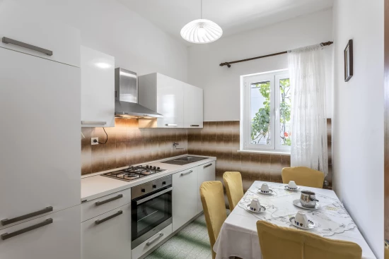 Apartmán Střední Dalmácie - Okrug Gornji DA 3325 N1