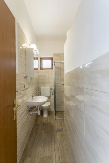 Apartmán Střední Dalmácie - Okrug Gornji DA 3325 N1