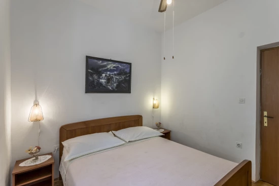 Apartmán Střední Dalmácie - Okrug Gornji DA 3325 N1