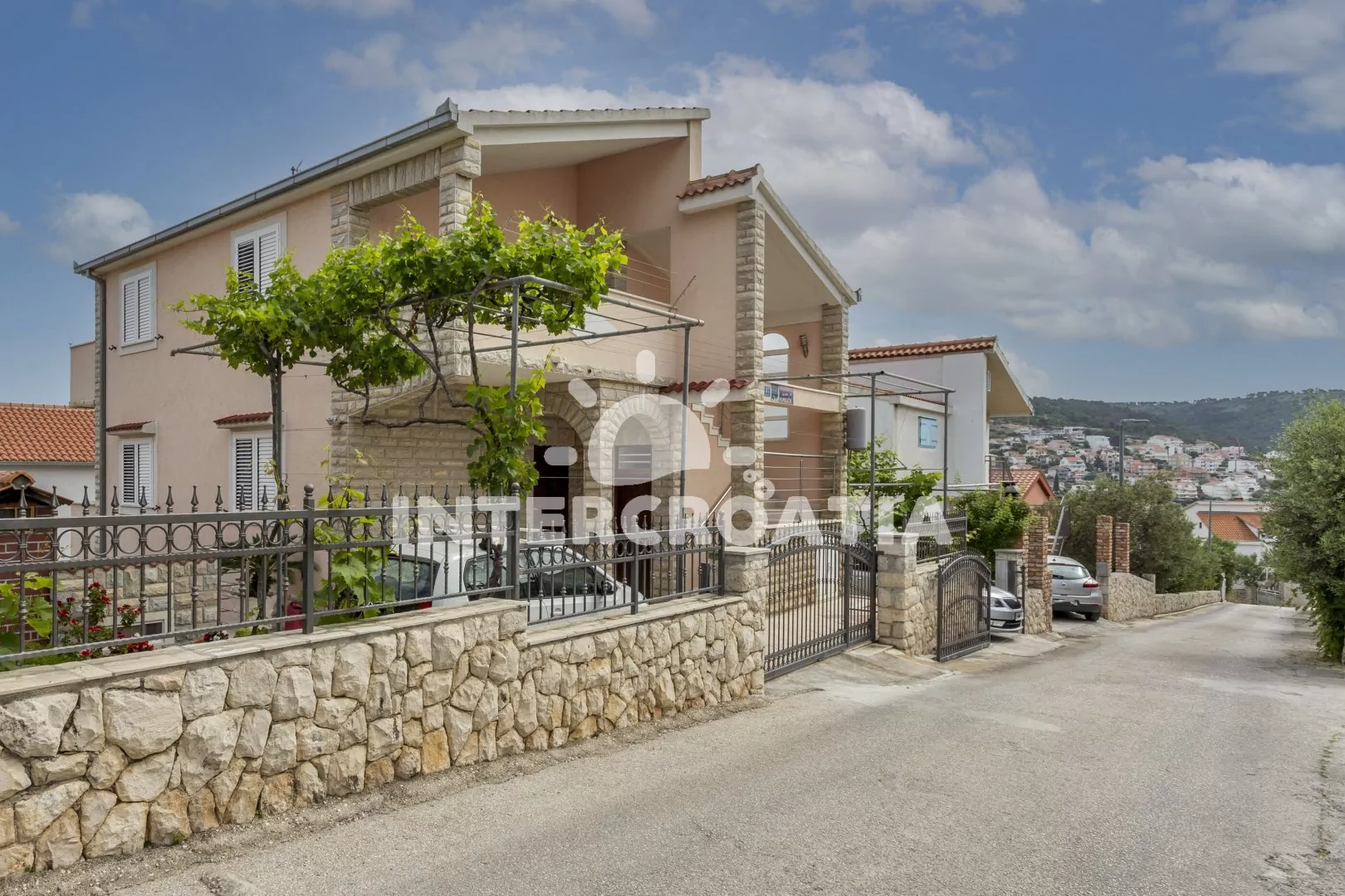 Apartmán Střední Dalmácie - Okrug Gornji DA 3325 N2