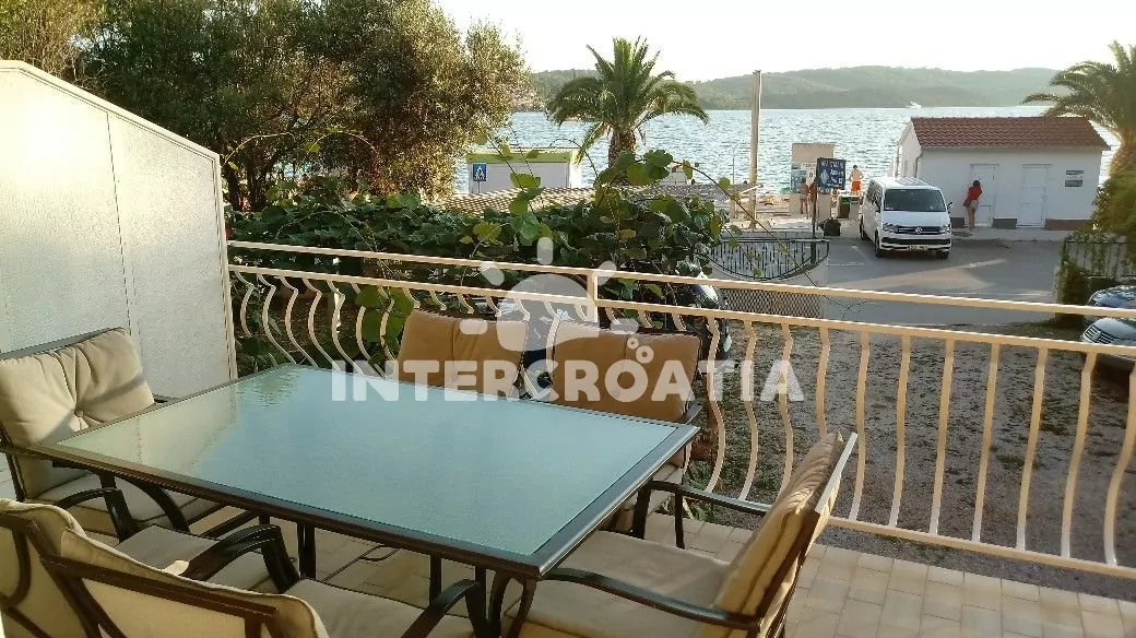 Apartmán Střední Dalmácie - Okrug Gornji DA 3326 N2