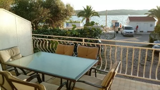 Apartmán Střední Dalmácie - Okrug Gornji DA 3326 N2