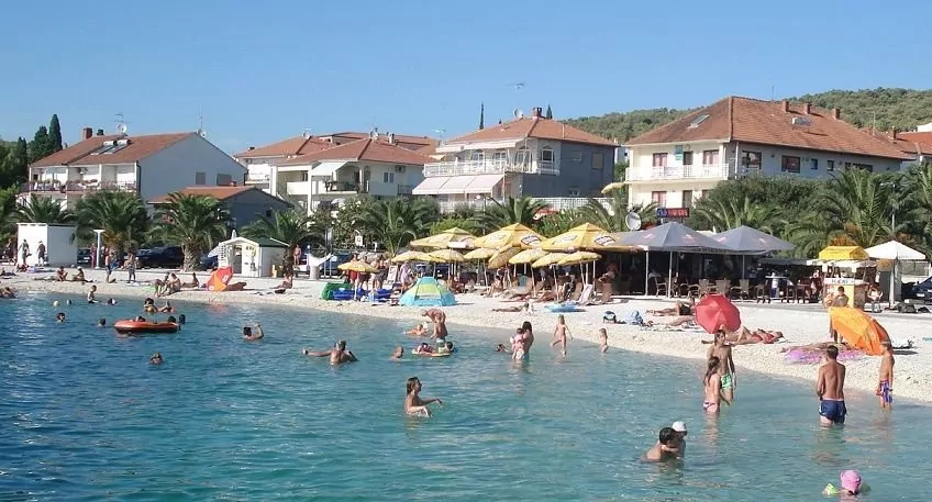 Copacabana pláž přímo před domem.