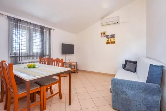 Apartmán Severní Dalmácie - Biograd na Moru DA 4728 N2