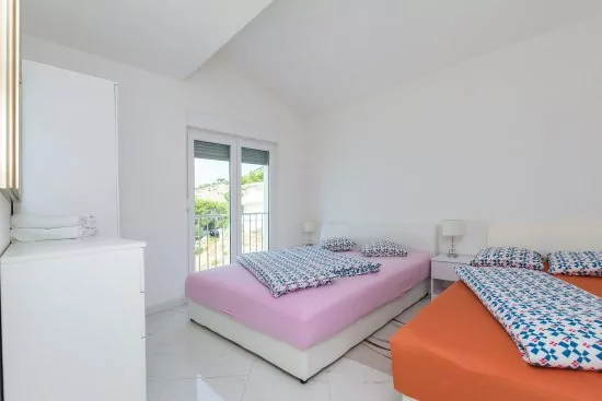 Apartmán Střední Dalmácie - Staniči DA 2608 N1
