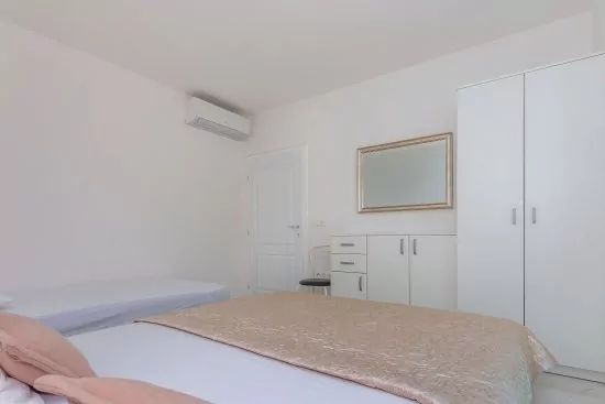 Apartmán Střední Dalmácie - Staniči DA 2608 N3