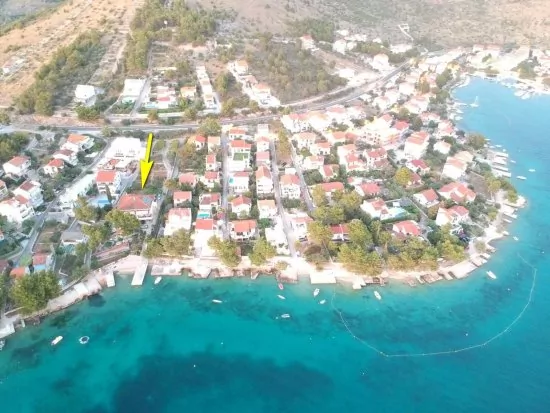 Umístění domu z leteckého pohledu.