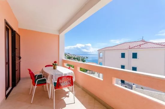 Apartmán Střední Dalmácie - Okrug Gornji DA 3327 N1