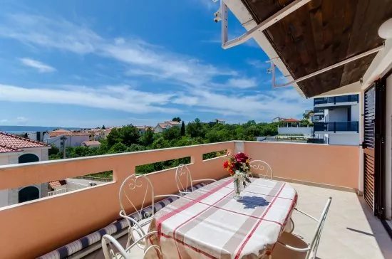 Apartmán Střední Dalmácie - Okrug Gornji DA 3327 N2