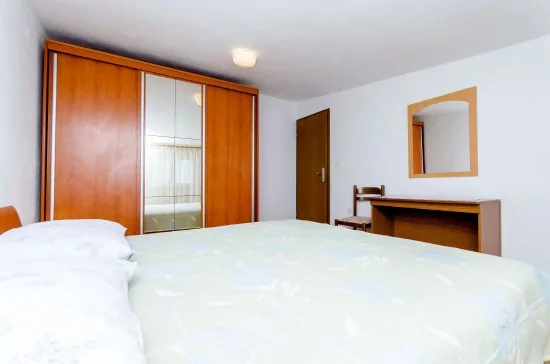 Apartmán Střední Dalmácie - Okrug Gornji DA 3327 N2