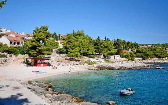 Apartmán Střední Dalmácie - Okrug Gornji DA 3327 N2