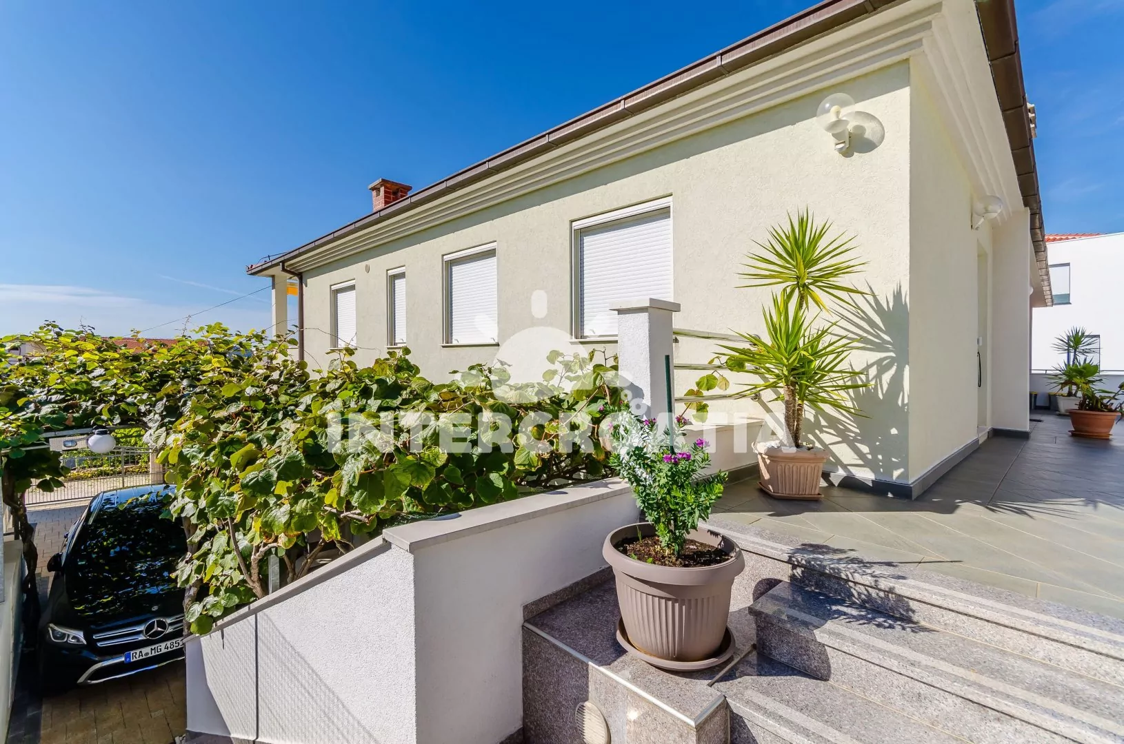 Apartmán Střední Dalmácie - Okrug Gornji DA 3328 N2