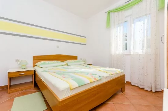 Apartmán Střední Dalmácie - Okrug Gornji DA 3328 N2