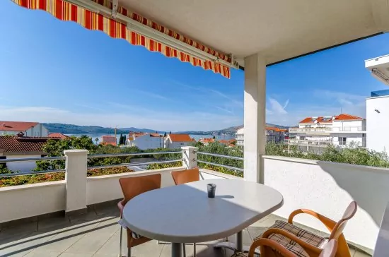 Apartmán Střední Dalmácie - Okrug Gornji DA 3328 N3