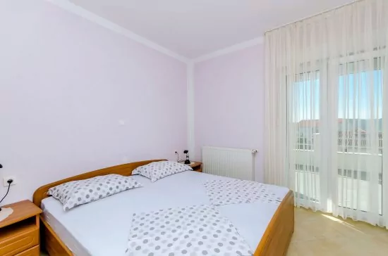 Apartmán Střední Dalmácie - Okrug Gornji DA 3328 N4