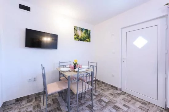 Apartmán Střední Dalmácie - Marina DA 3440 N1