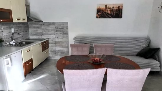 Apartmán Střední Dalmácie - Marina DA 3440 N2