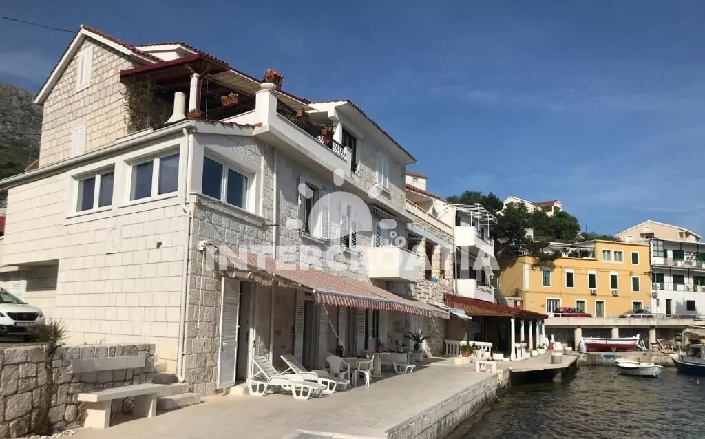 Apartmán Střední Dalmácie - Dugi Rat DA 2803 N3