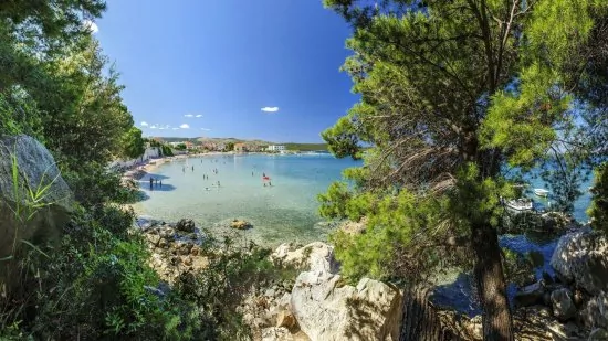 Žaborić oblázková pláž.