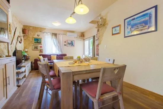 Apartmán Severní Dalmácie - Tribunj (Vodice) DA 4183 N2