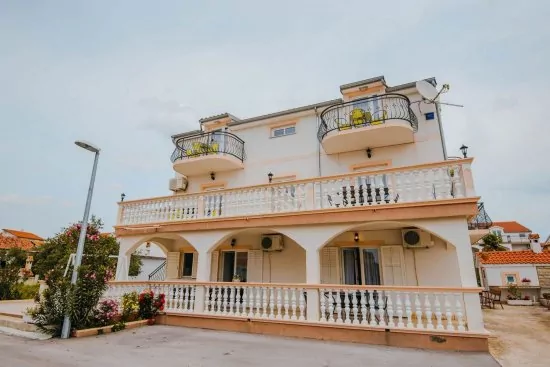 Apartmán Severní Dalmácie - Vodice DA 4186 N1