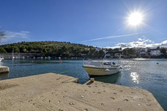 Pobřeží a moře 20 m pěší chůzí od domu.